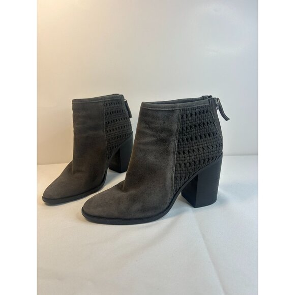 Steve Madden Shoes - Steve Madden Block Heel Faux Suede Size 7.5M Grey Comfort Career Ankle Boots